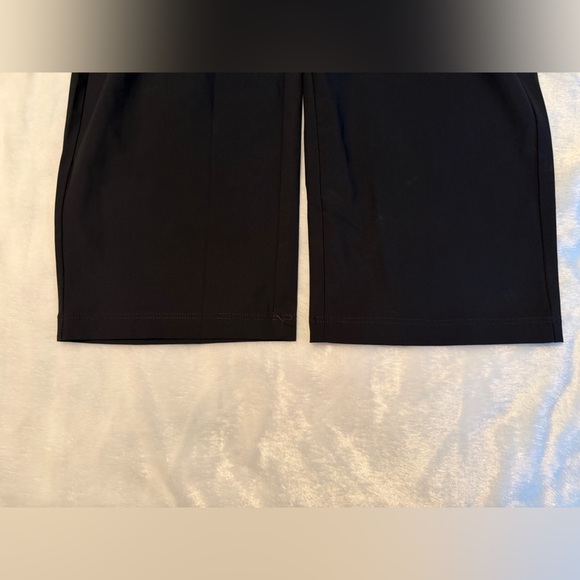 Old Navy Black Women's Joggers - Picture 13 of 15